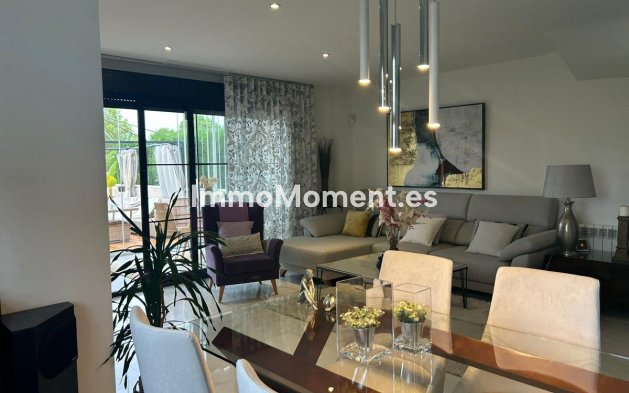 Resale - Detached villa - Finestrat
