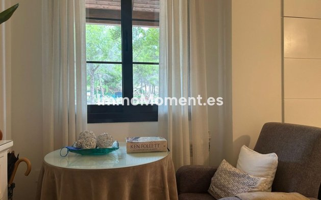 Resale - Detached villa - Finestrat