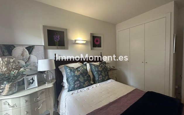 Resale - Detached villa - Finestrat