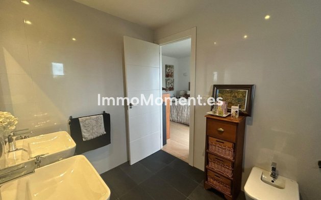Resale - Detached villa - Finestrat