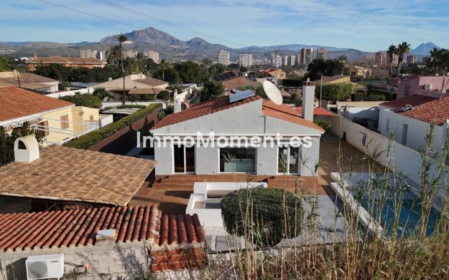 Bestaande woning - Vrijstaande villa - El Campello - Campello - El Campello Centro