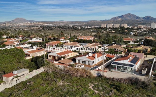 Bestaande woning - Vrijstaande villa - El Campello - Campello - El Campello Centro
