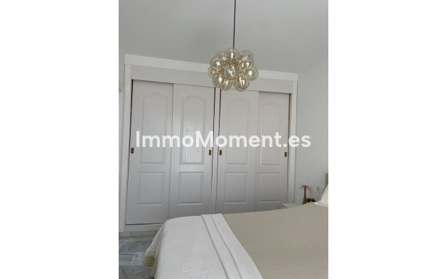 Resale - Apartment - Manilva - La Duquesa