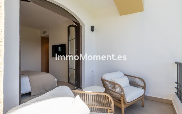 Resale - Apartment - Benahavís - Los Arqueros