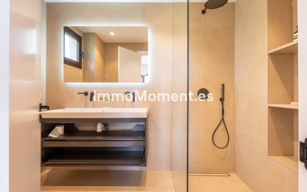 Resale - Apartment - Benahavís - Los Arqueros