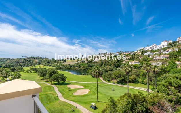 Resale - Apartment - Benahavís - Los Arqueros
