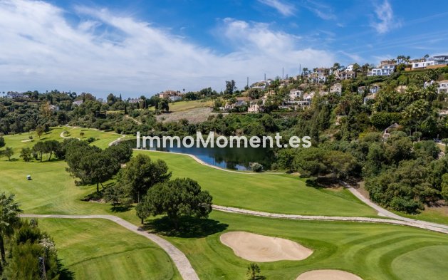 Resale - Apartment - Benahavís - Los Arqueros