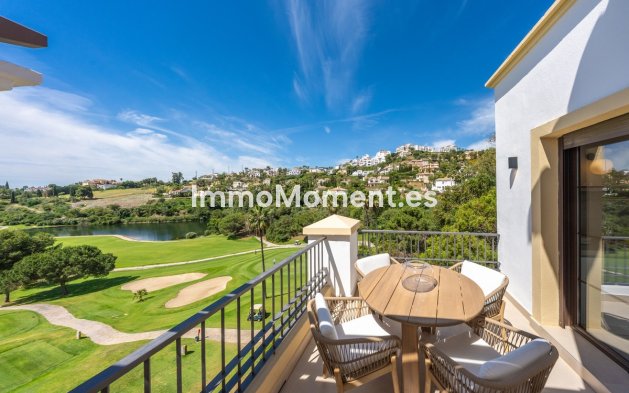 Resale - Apartment - Benahavís - Los Arqueros