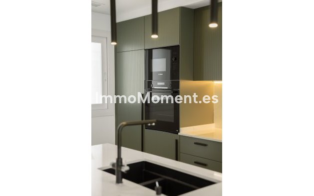 Resale - Townhouse - Marbella - Nueva Andalucía