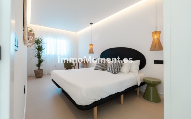Resale - Townhouse - Marbella - Nueva Andalucía