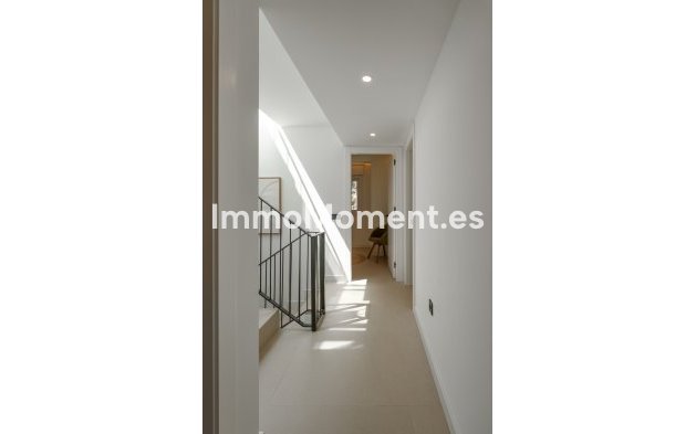Resale - Townhouse - Marbella - Nueva Andalucía