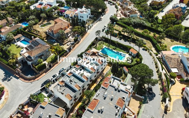 Resale - Townhouse - Marbella - Nueva Andalucía