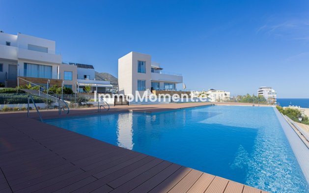 Wiederverkauf - Freistehende Villa - Fuengirola - Higueron
