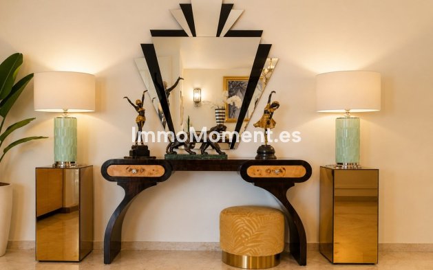 Resale - Apartment - Marbella - Guadalmina Alta