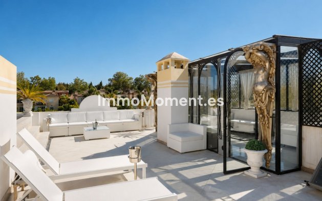 Resale - Apartment - Marbella - Guadalmina Alta