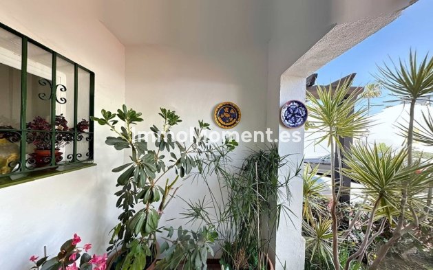 Wiederverkauf - Freistehende Villa - Estepona  - Atalaya