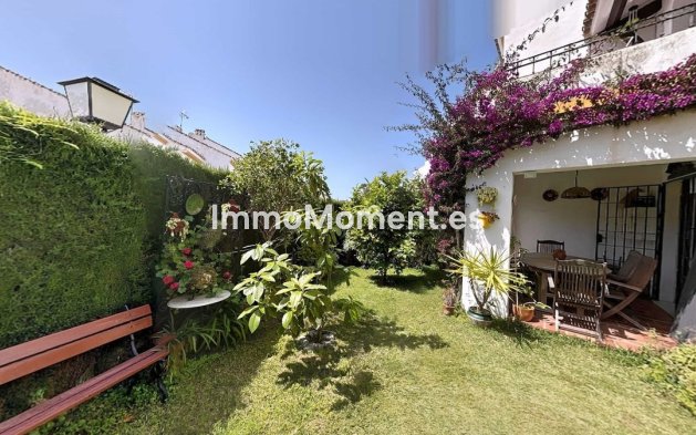 Wiederverkauf - Freistehende Villa - Estepona  - Atalaya