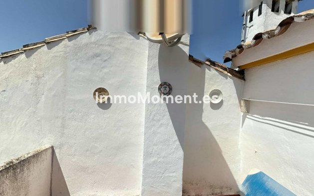 Wiederverkauf - Freistehende Villa - Estepona  - Atalaya
