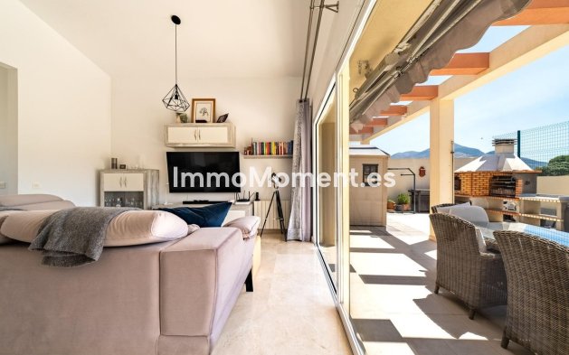 Resale - Detached villa - Inland  - Coín