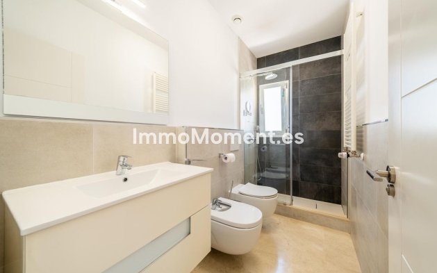 Resale - Detached villa - Inland  - Coín