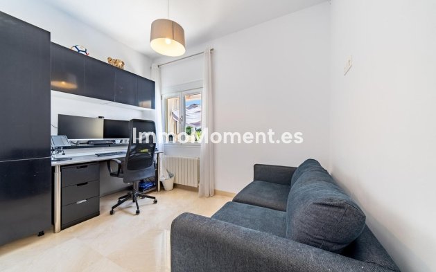 Resale - Detached villa - Inland  - Coín