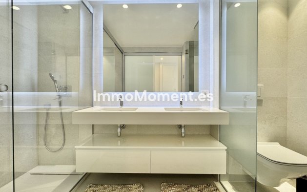 Revente - Appartement - Estepona  - Selwo
