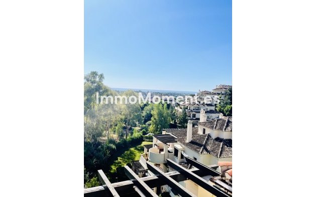 Resale - Apartment - Benahavís - Benahavís Centro
