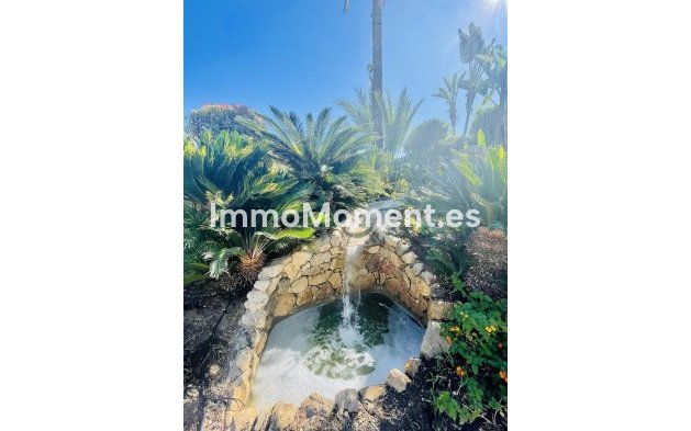 Resale - Apartment - Benahavís - Benahavís Centro