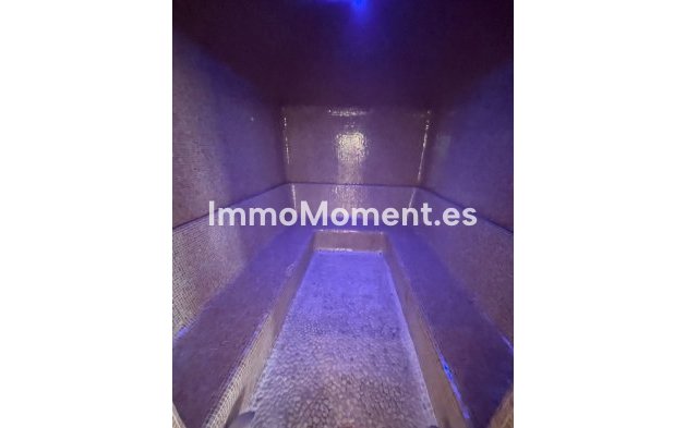 Resale - Apartment - Benahavís - Benahavís Centro