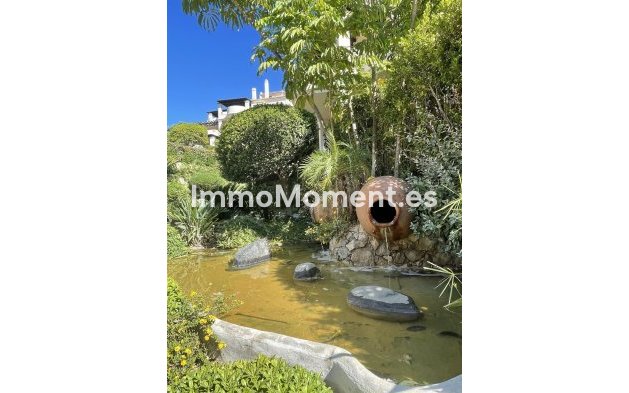 Resale - Apartment - Benahavís - Benahavís Centro