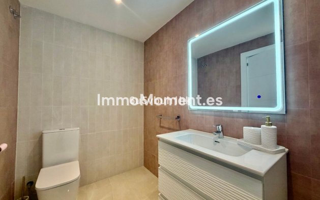 Wiederverkauf - Freistehende Villa - Benalmadena - Benalmadena Costa