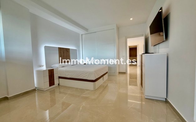 Wiederverkauf - Freistehende Villa - Benalmadena - Benalmadena Costa