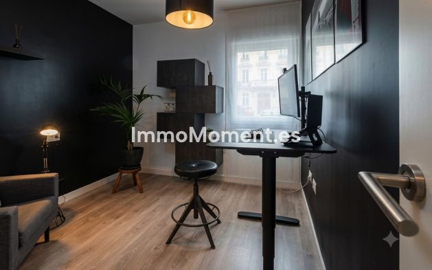 Revente - Appartement - Marbella - Nueva Andalucía