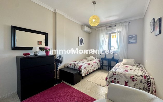 Resale - Apartment - Mijas - La Cala de Mijas