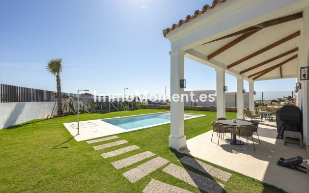 Bestaande woning - Vrijstaande villa - Estepona  - Estepona Centro