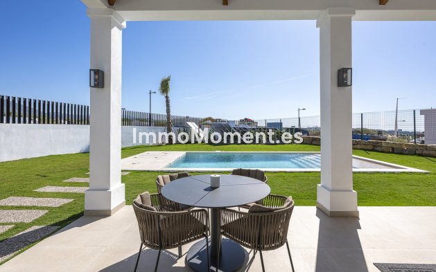 Bestaande woning - Vrijstaande villa - Estepona  - Estepona Centro