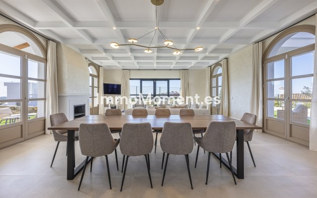 Bestaande woning - Vrijstaande villa - Estepona  - Estepona Centro