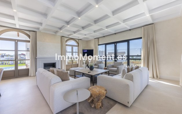 Bestaande woning - Vrijstaande villa - Estepona  - Estepona Centro