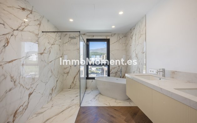 Bestaande woning - Vrijstaande villa - Estepona  - Estepona Centro
