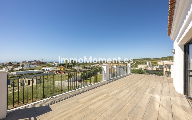 Bestaande woning - Vrijstaande villa - Estepona  - Estepona Centro