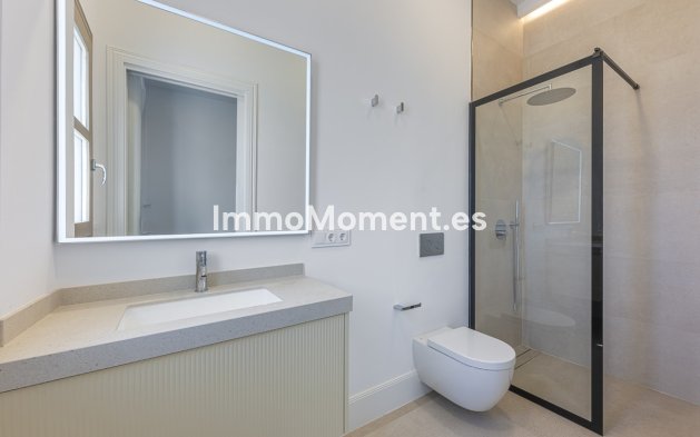 Bestaande woning - Vrijstaande villa - Estepona  - Estepona Centro