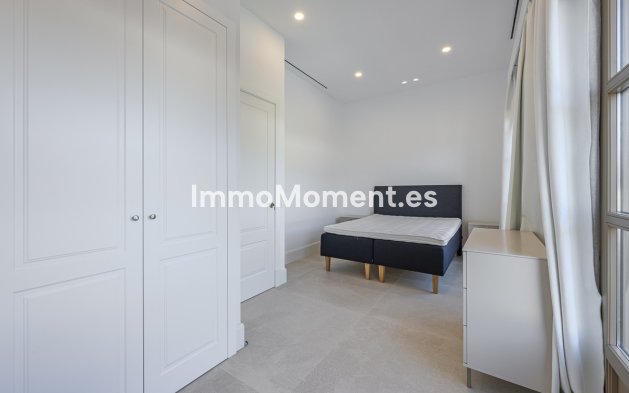 Bestaande woning - Vrijstaande villa - Estepona  - Estepona Centro
