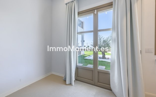 Bestaande woning - Vrijstaande villa - Estepona  - Estepona Centro