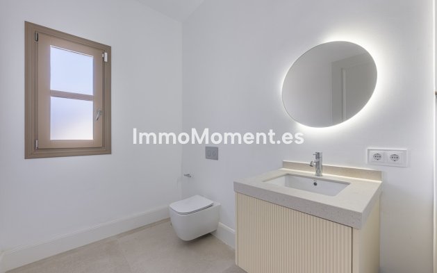 Bestaande woning - Vrijstaande villa - Estepona  - Estepona Centro