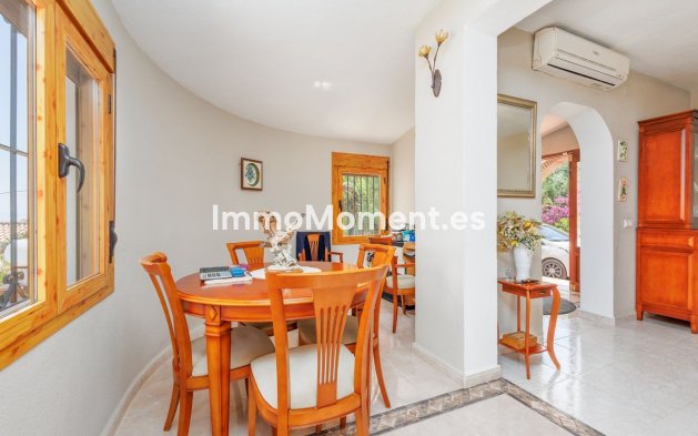 Bestaande woning - Vrijstaande villa - Binnenland  - Alhaurín el Grande Centro