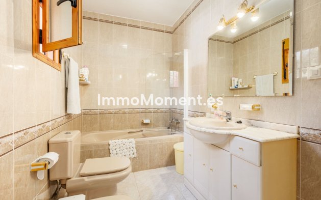 Bestaande woning - Vrijstaande villa - Binnenland  - Alhaurín el Grande Centro