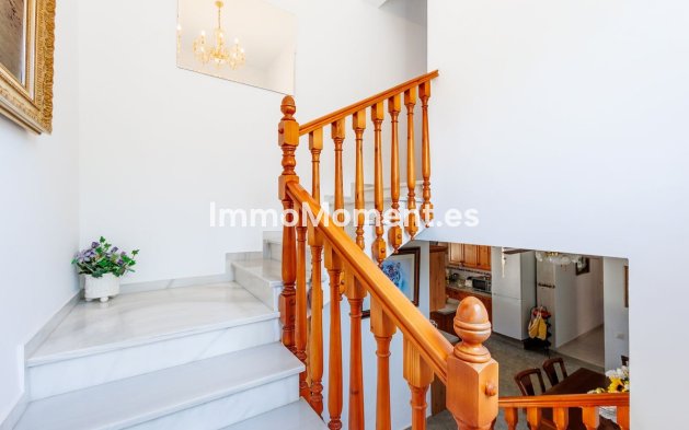Bestaande woning - Vrijstaande villa - Binnenland  - Alhaurín el Grande Centro