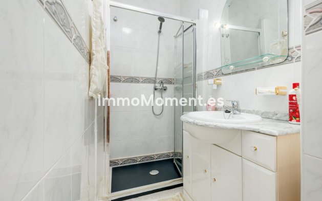 Bestaande woning - Vrijstaande villa - Binnenland  - Alhaurín el Grande Centro