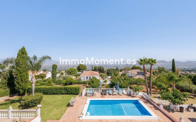 Bestaande woning - Vrijstaande villa - Binnenland  - Alhaurín el Grande Centro
