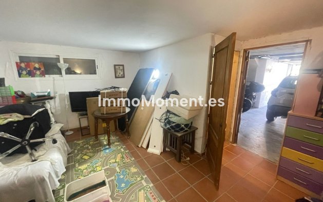 Bestaande woning - Rijtjeshuis - Estepona  - Estepona Centro